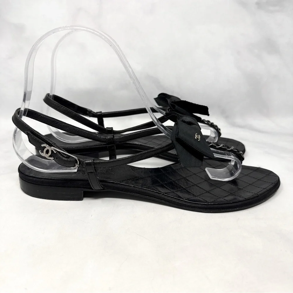 CHANEL Vintage Y2K CC Coco Mark Bow Chain Quilted Leather Flat Sandal Black 38.5 - Picture 4 of 14